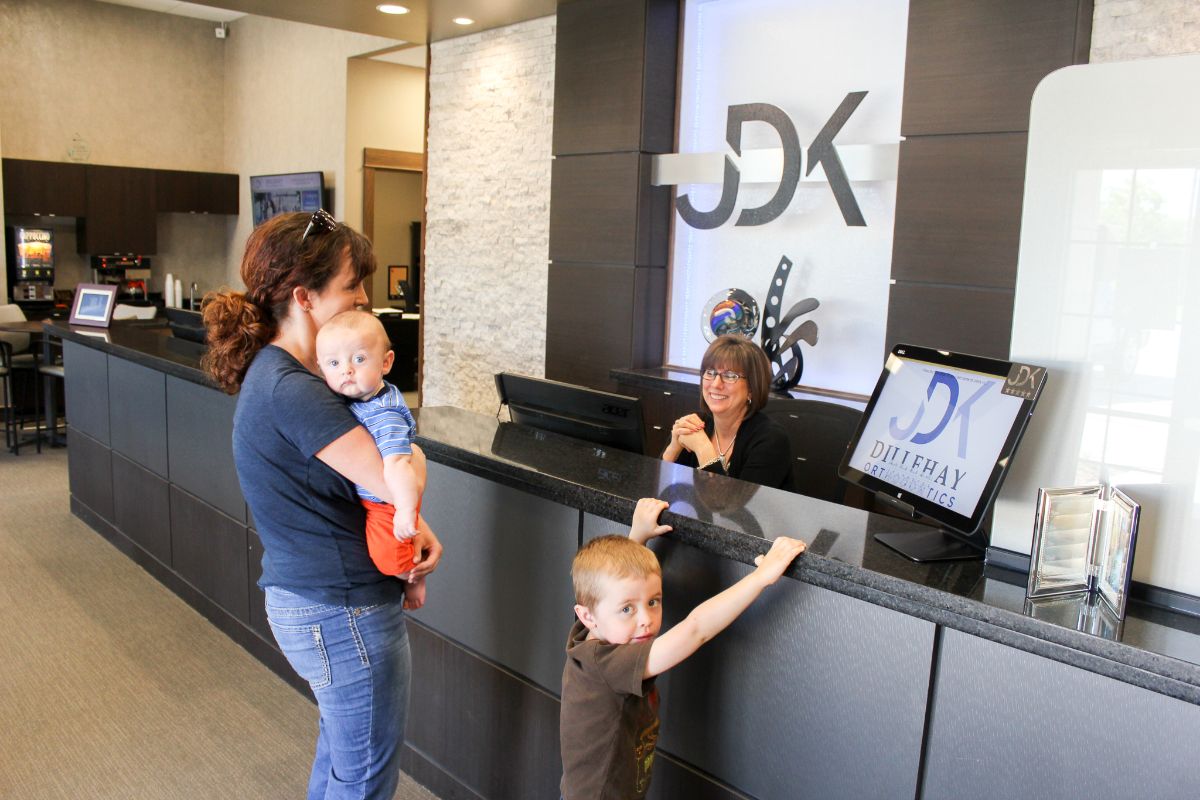 Patient's mom at the Dillehay front desk